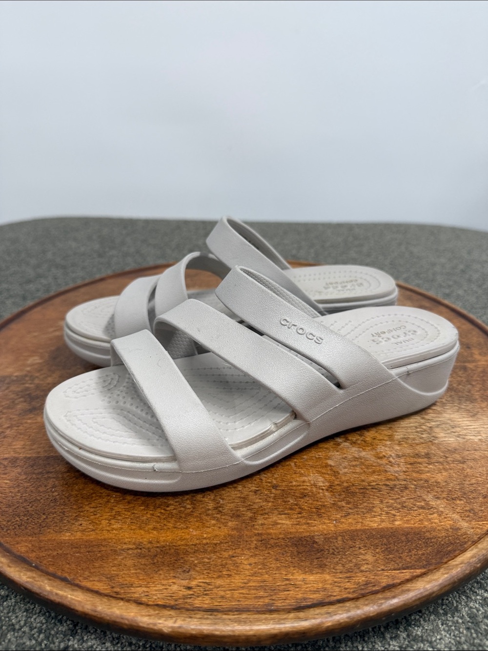 CROCS Sandals Wm 6 Boca Getaway LiteRide Strappy Wedge Slide Mule Light Gray